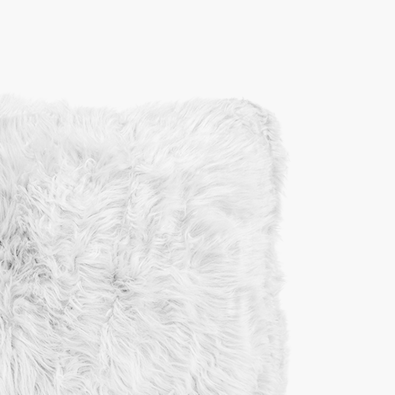 Beyaz Uzun Tüylü Peluş Kırlent 42cm