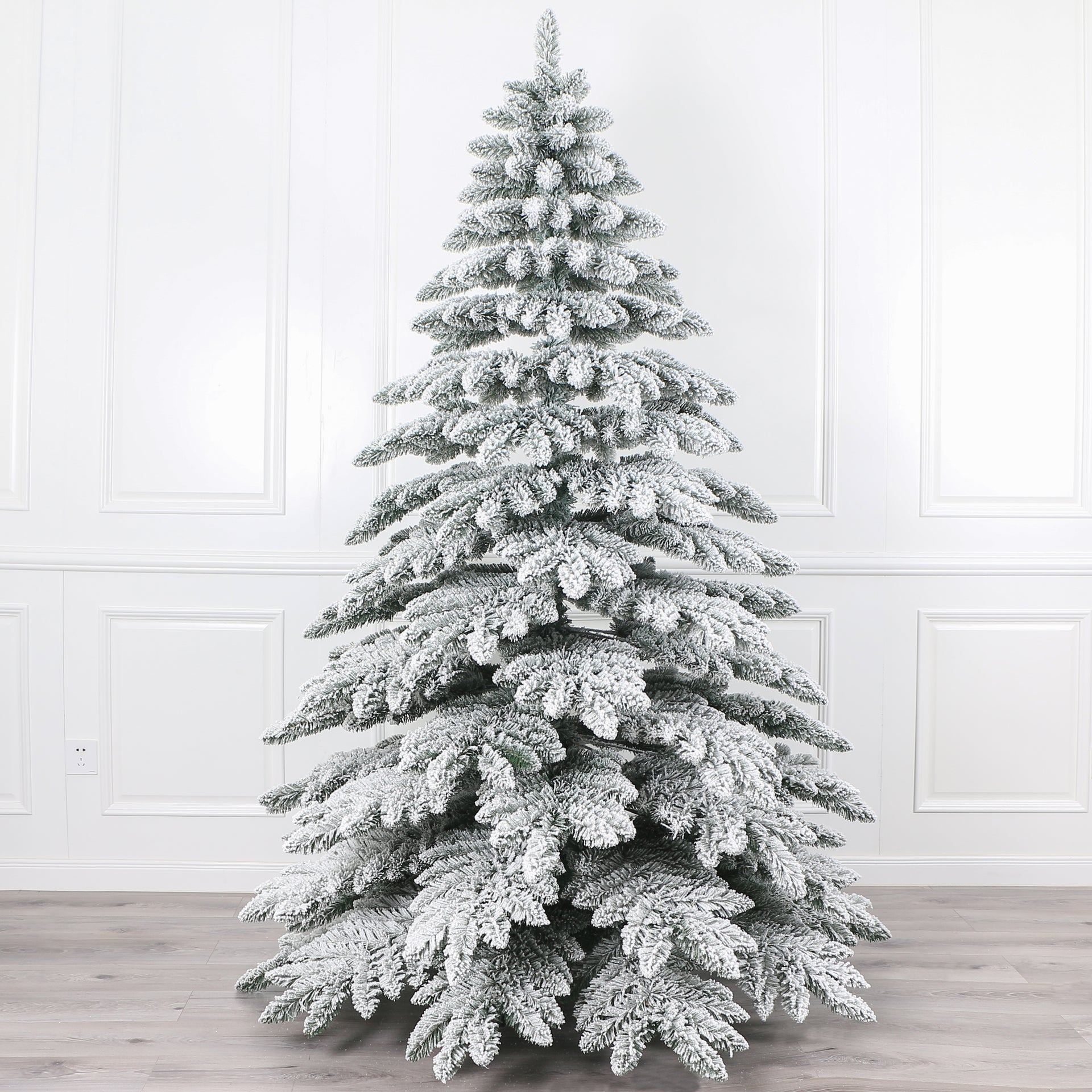 JC Iceland Karlı Yaprak Yılbaşı Ağacı 240cm (Kendinden Led'li)